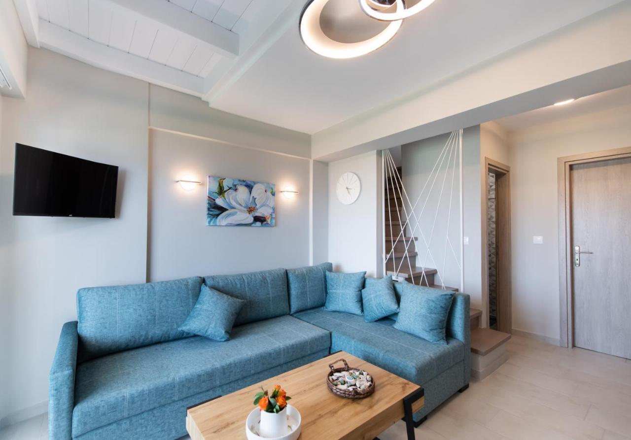 Bianco Stylish Maisonette Никиана Экстерьер фото